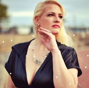 Meet your Posher, April